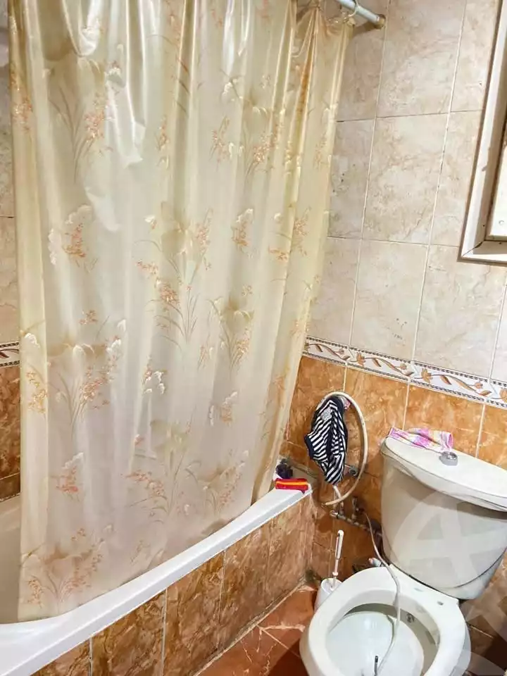 https://aqarmap.com.eg/en/listing/5631333-for-sale-alexandria-rs-ltyn