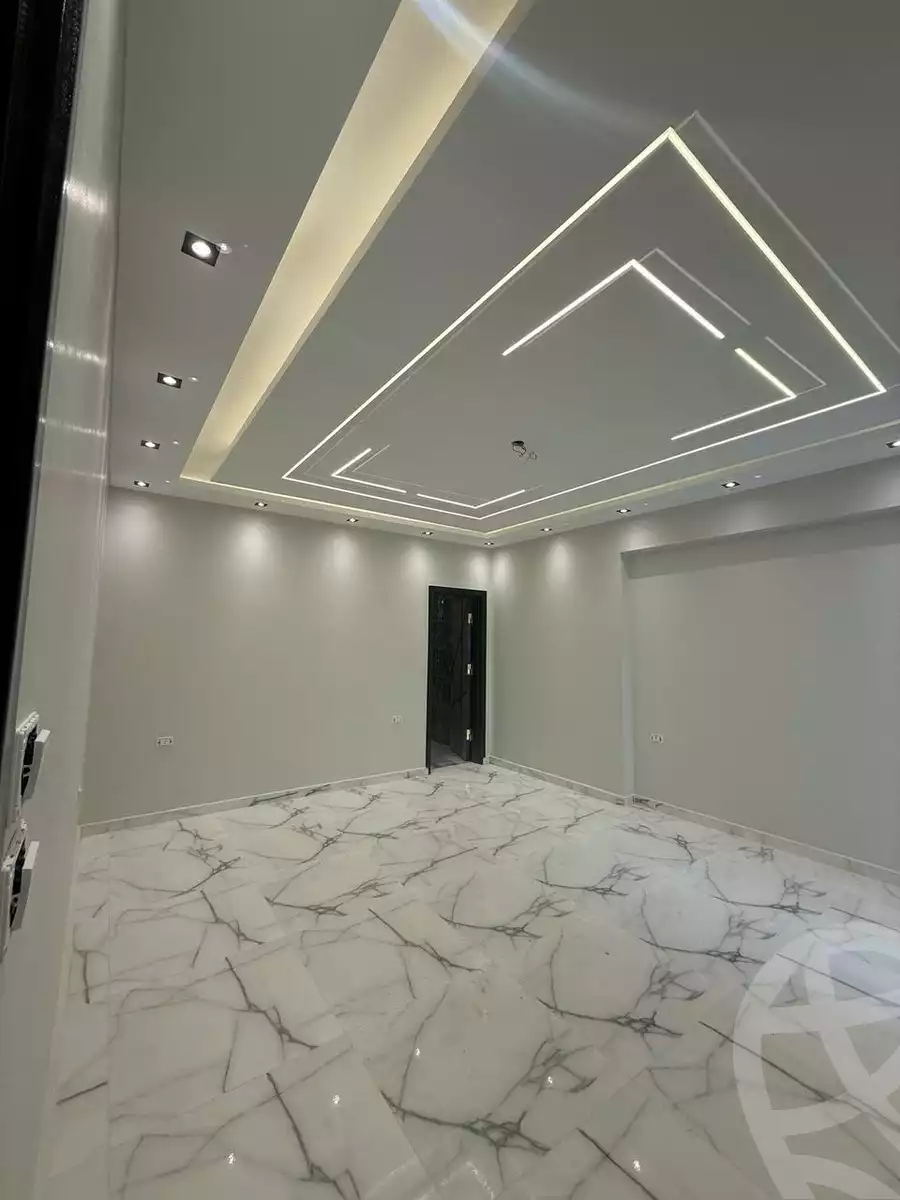 https://aqarmap.com.eg/en/listing/5632023-for-sale-cairo-6th-of-october-el-ahyaa-neighborhood-3rd-al-hay-al-thalith-st