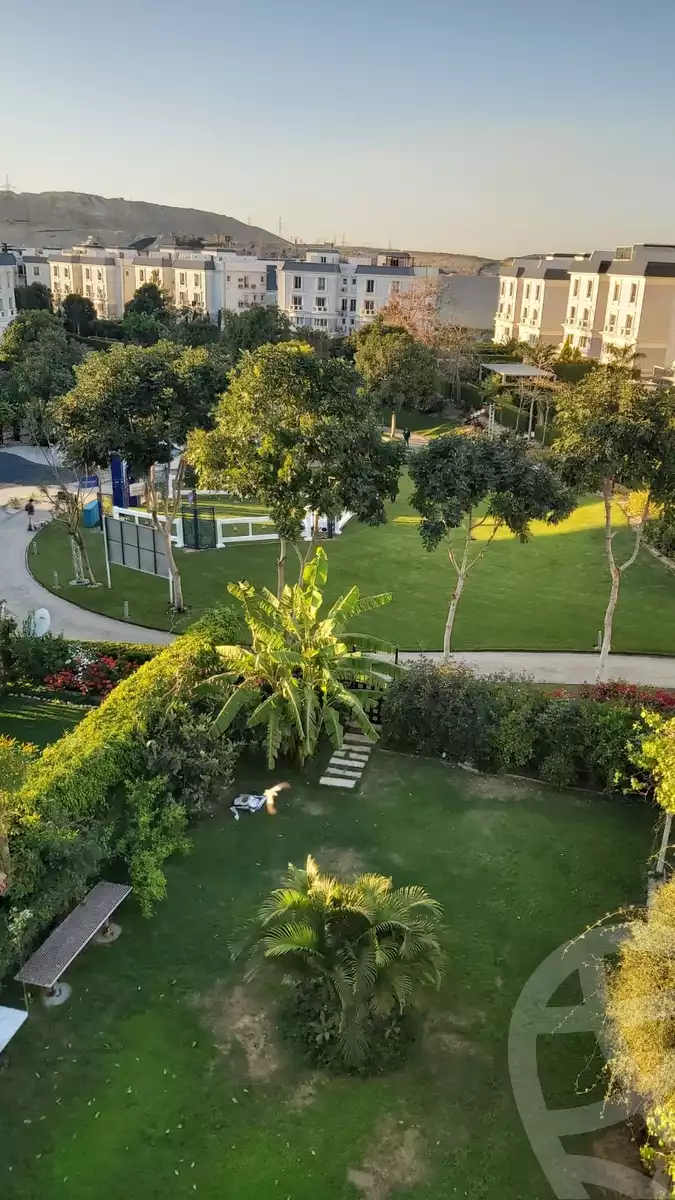 https://aqarmap.com.eg/en/listing/5632993-for-sale-cairo-6th-of-october-compounds-mountain-view-giza-plateau