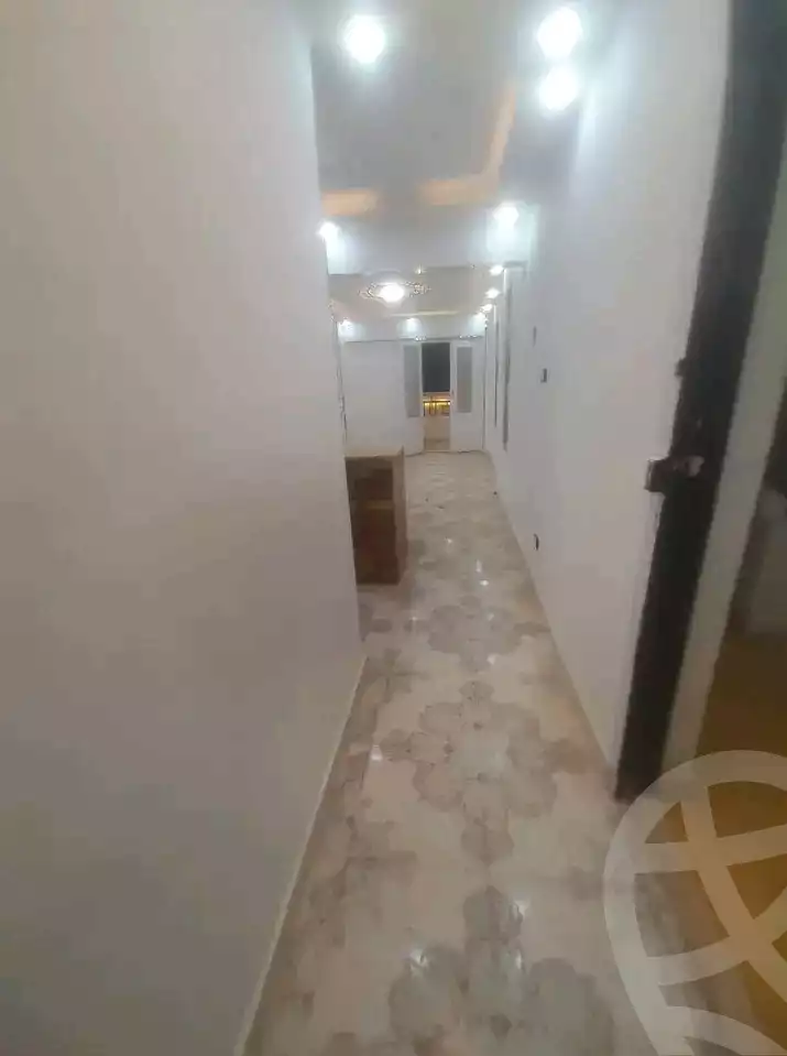 https://aqarmap.com.eg/ar/listing/5636018-for-sale-alexandria-l-jmy-shataa-el-nakheel-street-21