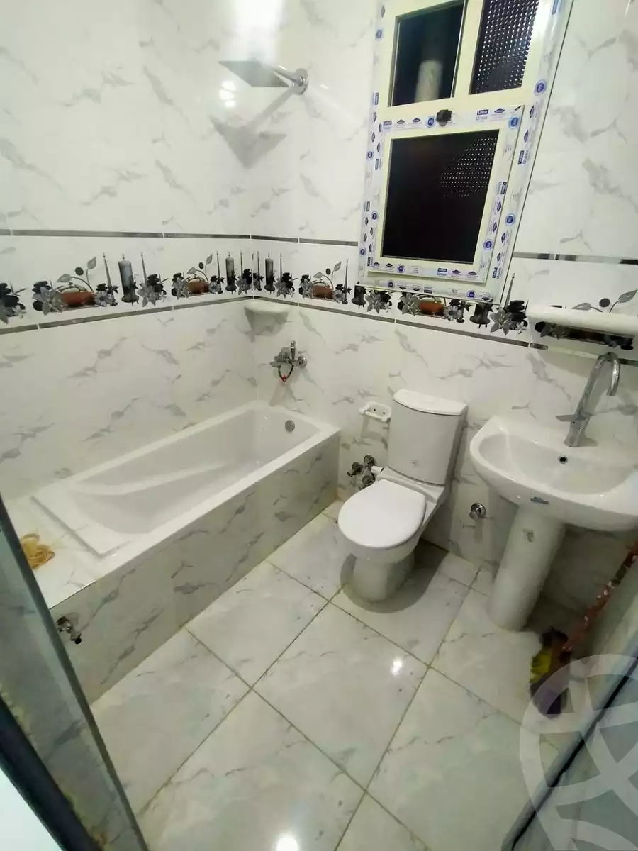 https://aqarmap.com.eg/ar/listing/5636167-for-sale-cairo-ain-shams-el-naam-mohammed-ezzat-tamom-st