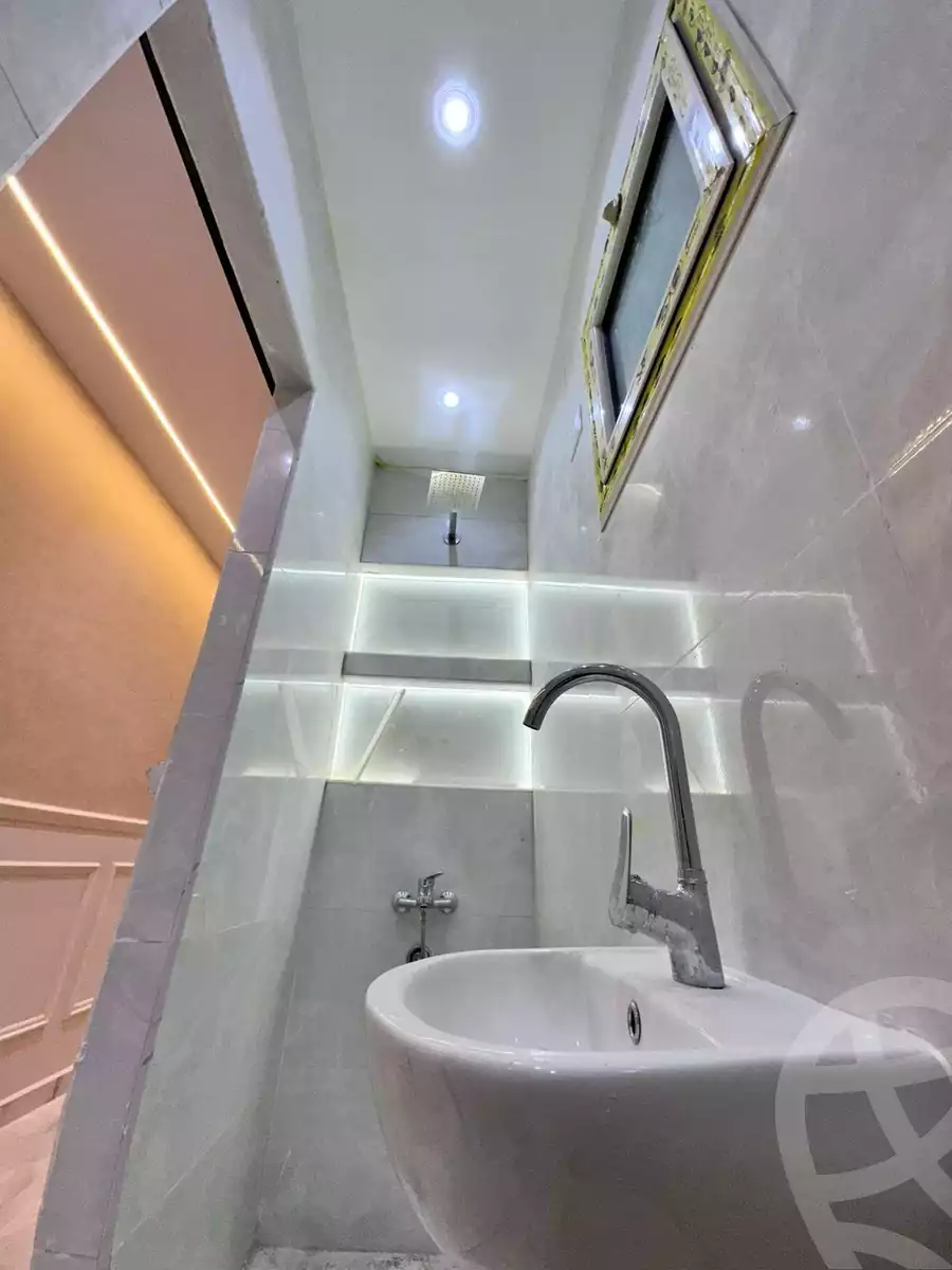 https://aqarmap.com.eg/en/listing/5637523-for-sale-cairo-6th-of-october-el-ahyaa-neighborhood-3rd