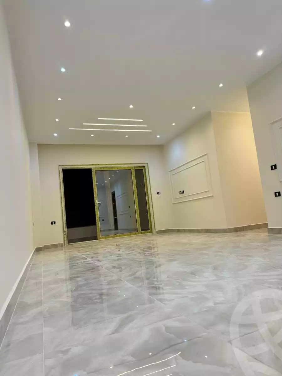 https://aqarmap.com.eg/en/listing/5637845-for-sale-cairo-new-cairo-compounds-la-maison-compound