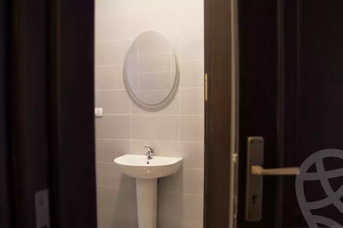 https://aqarmap.com.eg/en/listing/5770691-for-rent-cairo-new-cairo-gharb-el-golf-alaa-elsaadany-st