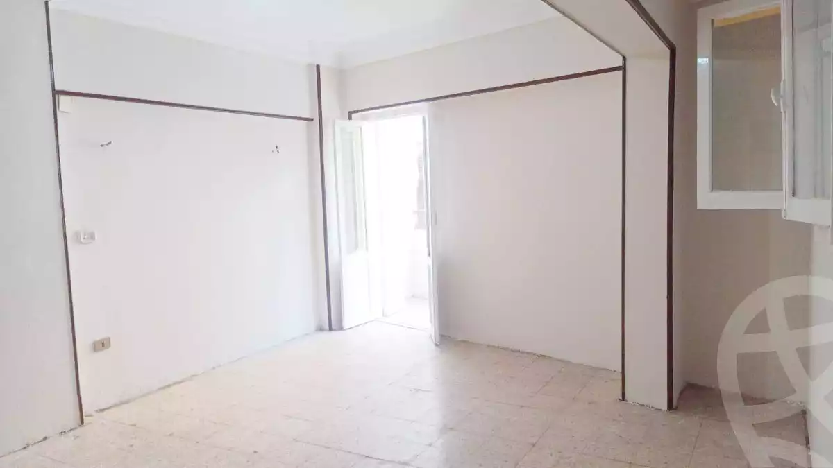 https://aqarmap.com.eg/en/listing/5639328-for-sale-cairo-ain-shams-el-naam-al-sad-al-aali-st