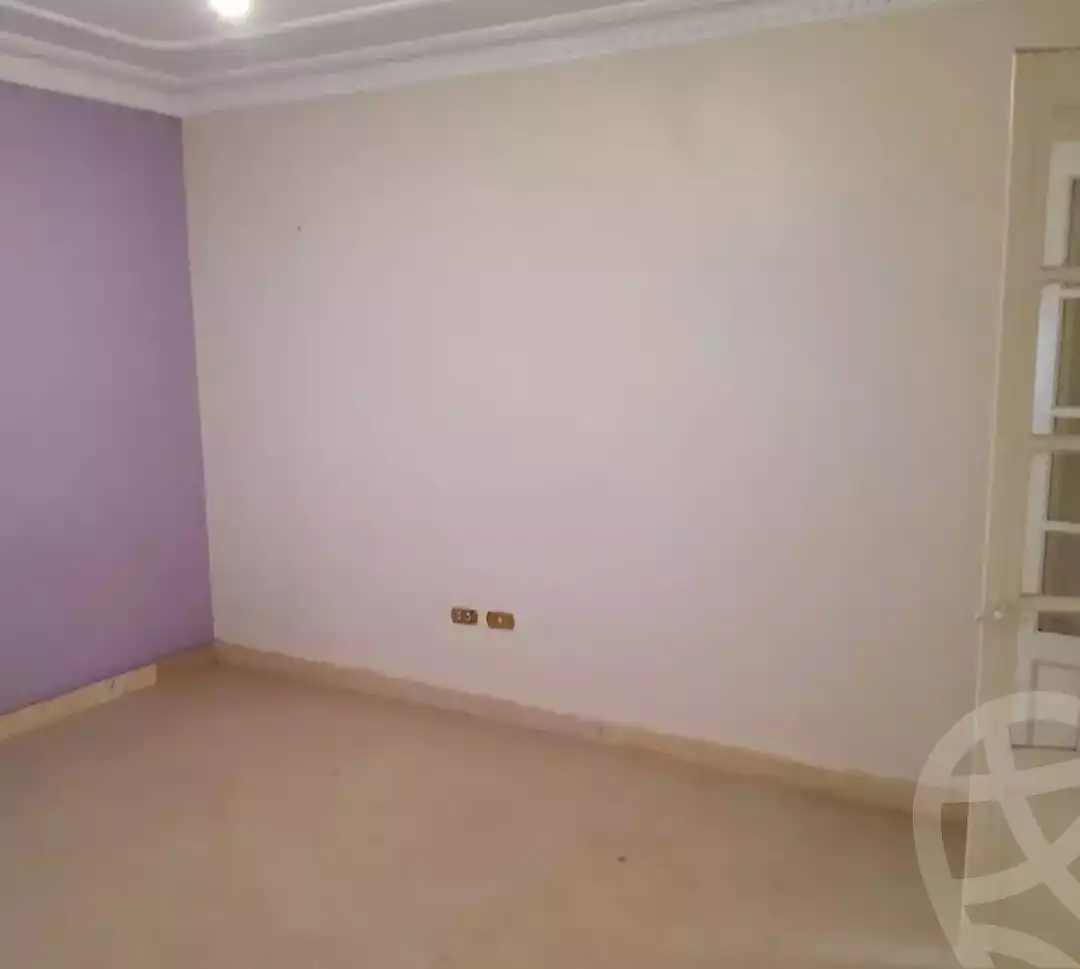 https://aqarmap.com.eg/en/listing/5645961-for-sale-alexandria-ganaklis-shr-mrtdy-bsh