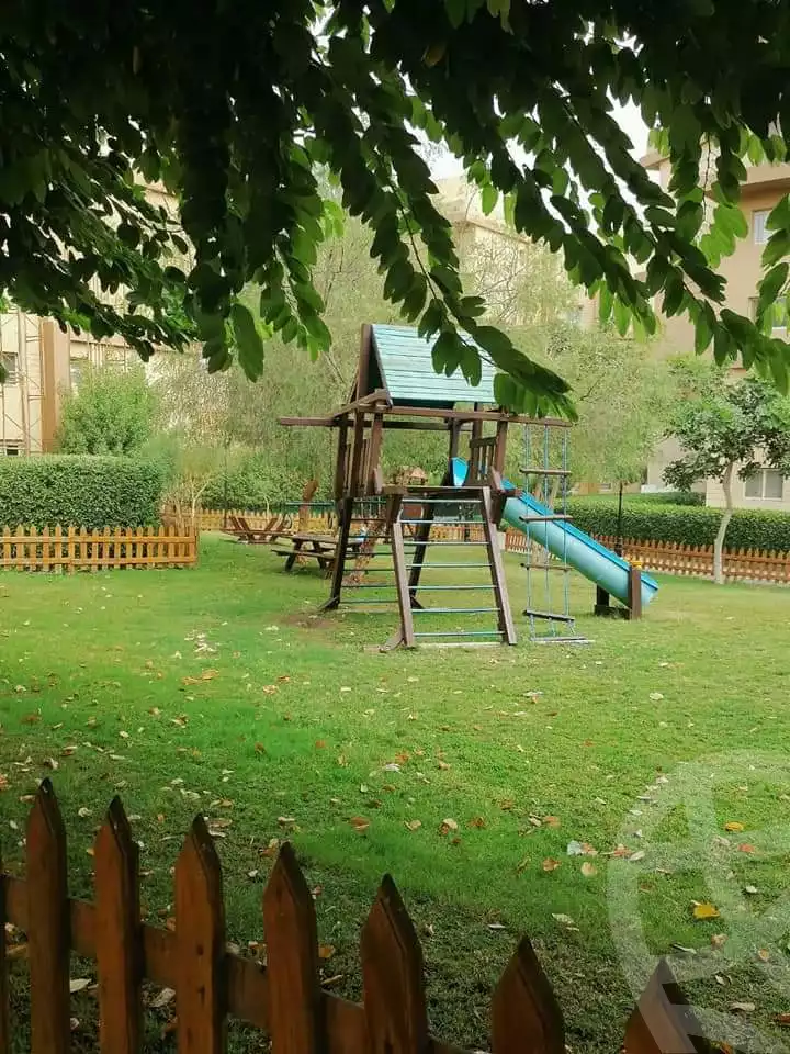 https://aqarmap.com.eg/ar/listing/5646716-for-sale-cairo-6th-of-october-hadaeq-october-kmbwnd-fy-hdyq-ktwbr-ashgar-city