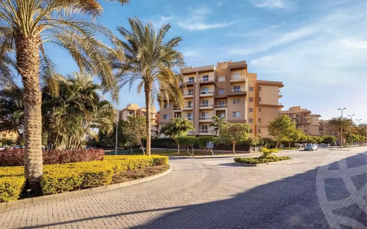 https://aqarmap.com.eg/ar/listing/5646716-for-sale-cairo-6th-of-october-hadaeq-october-kmbwnd-fy-hdyq-ktwbr-ashgar-city