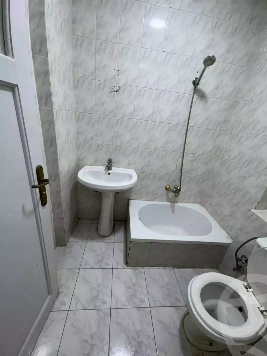 https://aqarmap.com.eg/ar/listing/5646824-for-sale-alexandria-l-jmy-shataa-el-nakheel-street-12