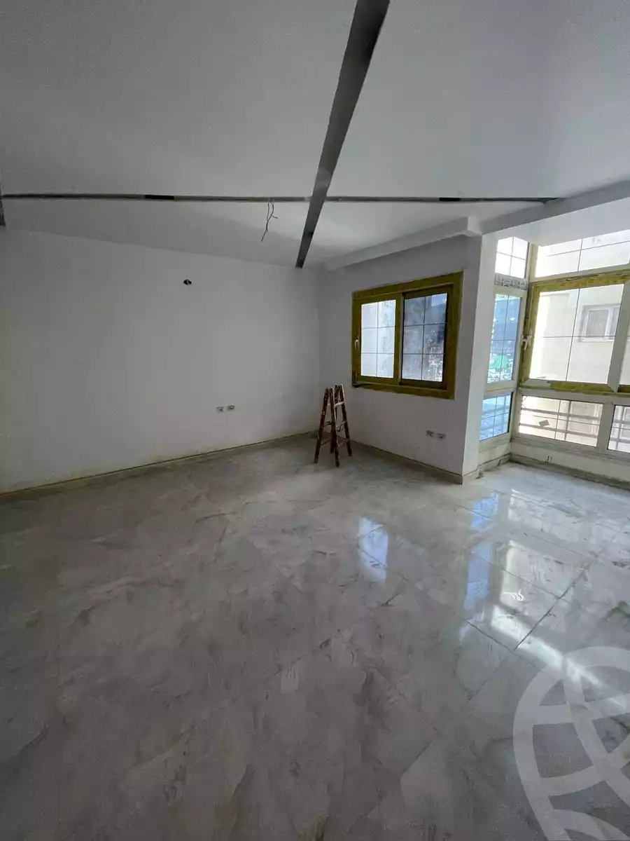 https://aqarmap.com.eg/ar/listing/5648255-for-sale-cairo-el-maadi-zahraa-el-maadi-zahraa-el-maadi-st