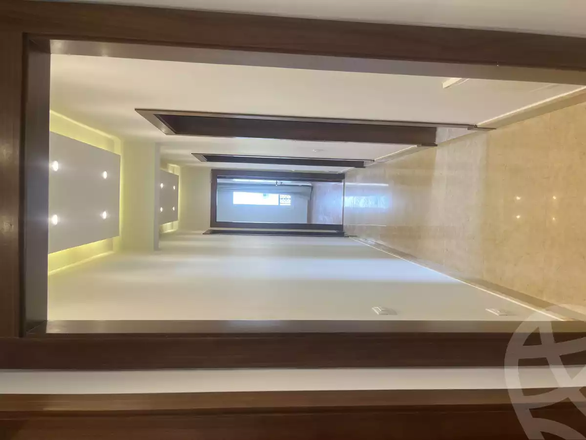 https://aqarmap.com.eg/en/listing/5969460-for-rent-cairo-new-cairo-compounds-hyde-park-centre-ville-hyde-park