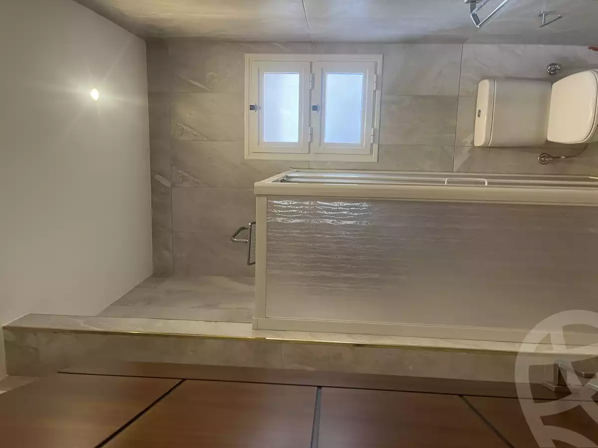 https://aqarmap.com.eg/en/listing/5969460-for-rent-cairo-new-cairo-compounds-hyde-park-centre-ville-hyde-park