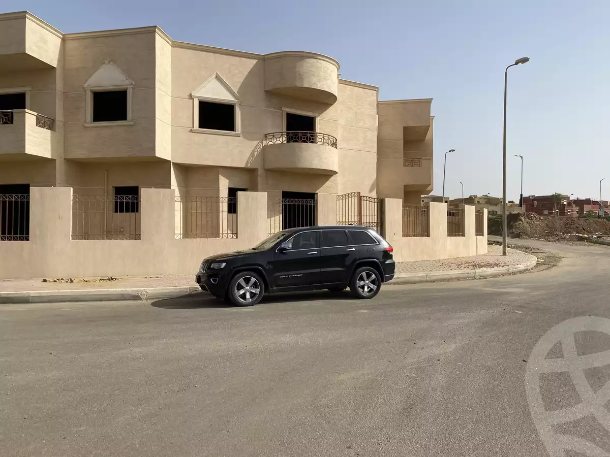 https://aqarmap.com.eg/en/listing/5649781-for-sale-cairo-el-sheikh-zayed-city-lshykh-zyd-ljdyd-solana-compound-ora