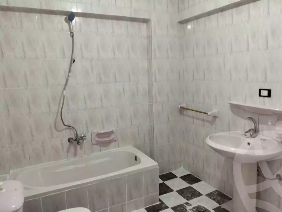 https://aqarmap.com.eg/en/listing/5650794-for-rent-alexandria-l-jmy-shataa-el-nakheel