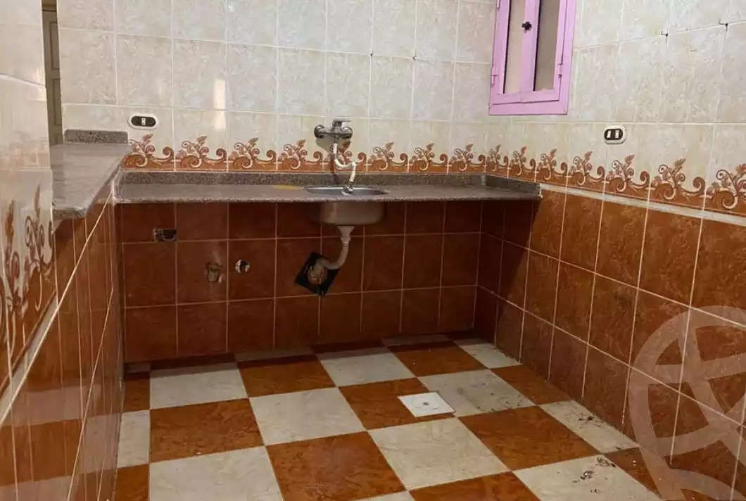 https://aqarmap.com.eg/en/listing/5651387-for-sale-alexandria-l-jmy-lbytsh-street-8