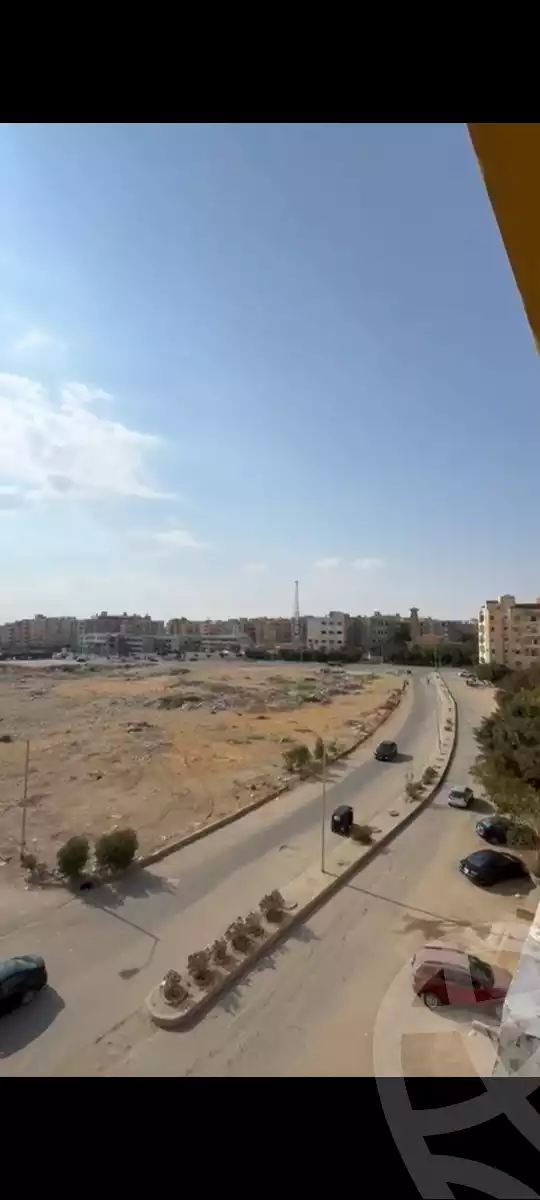 https://aqarmap.com.eg/ar/listing/5652156-for-sale-cairo-6th-of-october-el-ahyaa-neighborhood-3rd-al-hay-al-thalith-st