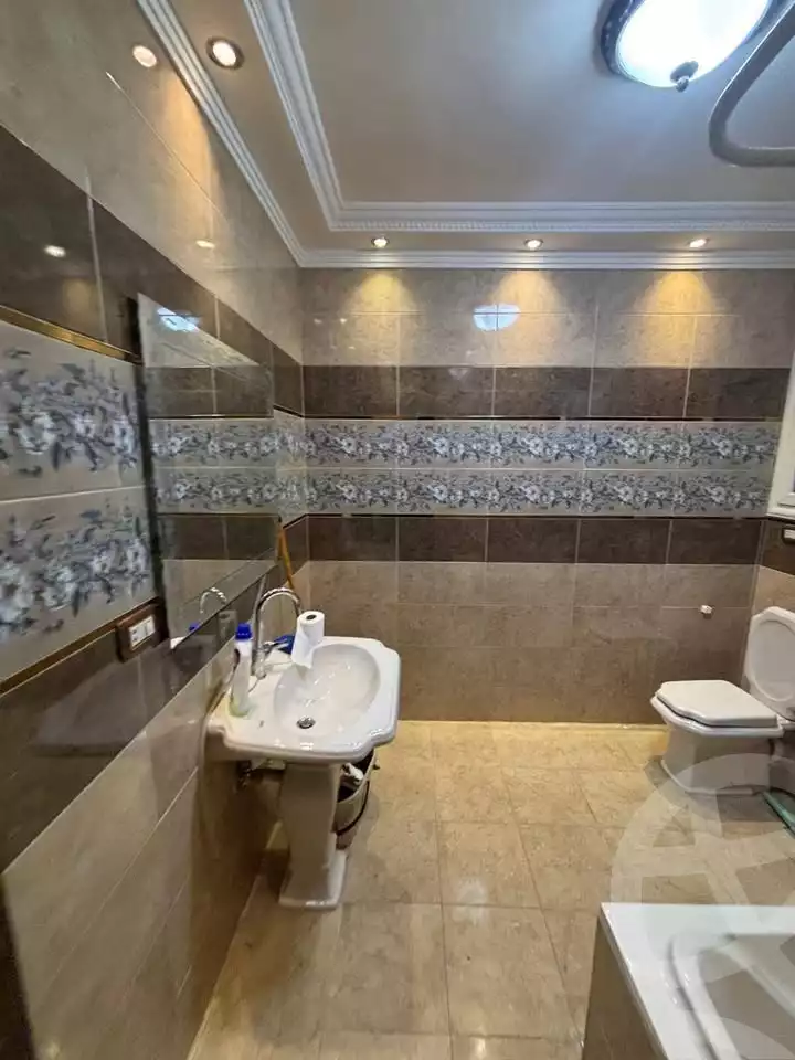 https://aqarmap.com.eg/ar/listing/5652309-for-sale-alexandria-zezenia