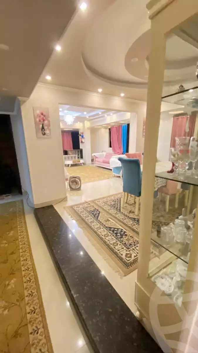 https://aqarmap.com.eg/ar/listing/5653143-for-sale-cairo-el-haram-shareaa-khatem-el-morsalen
