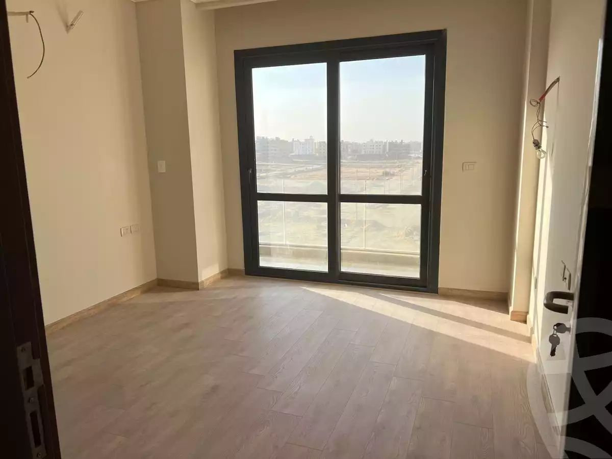 https://aqarmap.com.eg/ar/listing/5655389-for-rent-cairo-new-cairo-compounds-el-patio-oro