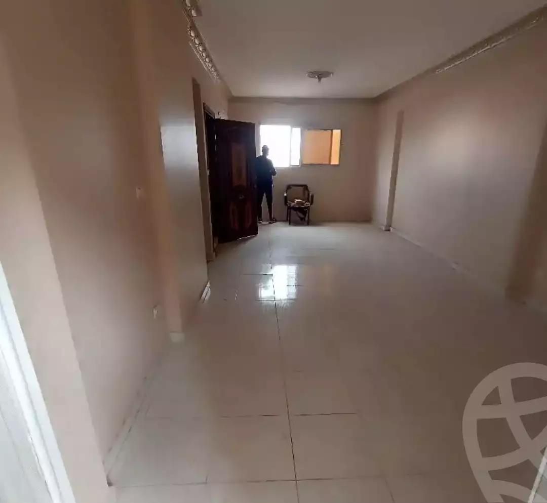 https://aqarmap.com.eg/en/listing/5656318-for-sale-alexandria-ganaklis-shr-mrtdy-bsh