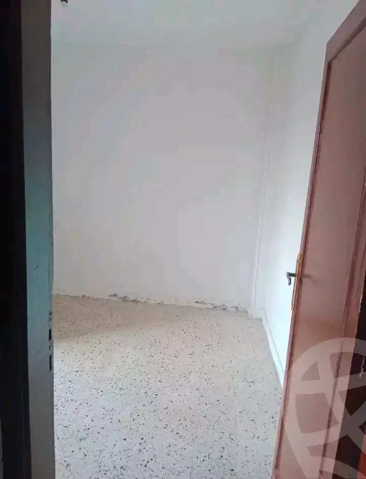 https://aqarmap.com.eg/en/listing/5656511-for-sale-cairo-al-oubour-eskan-el-shabab