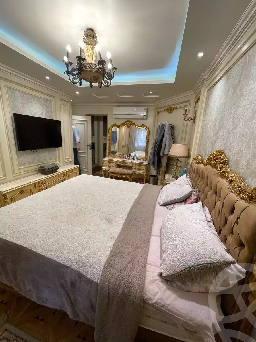 https://aqarmap.com.eg/en/listing/5656908-for-sale-alexandria-camp-cesar