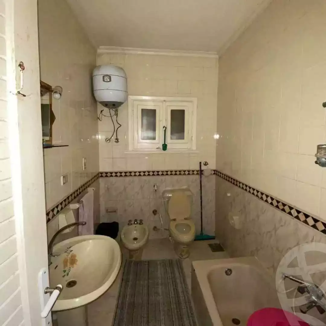 https://aqarmap.com.eg/ar/listing/5657875-for-sale-alexandria-l-jmy-lbytsh-shahr-al-assal-st