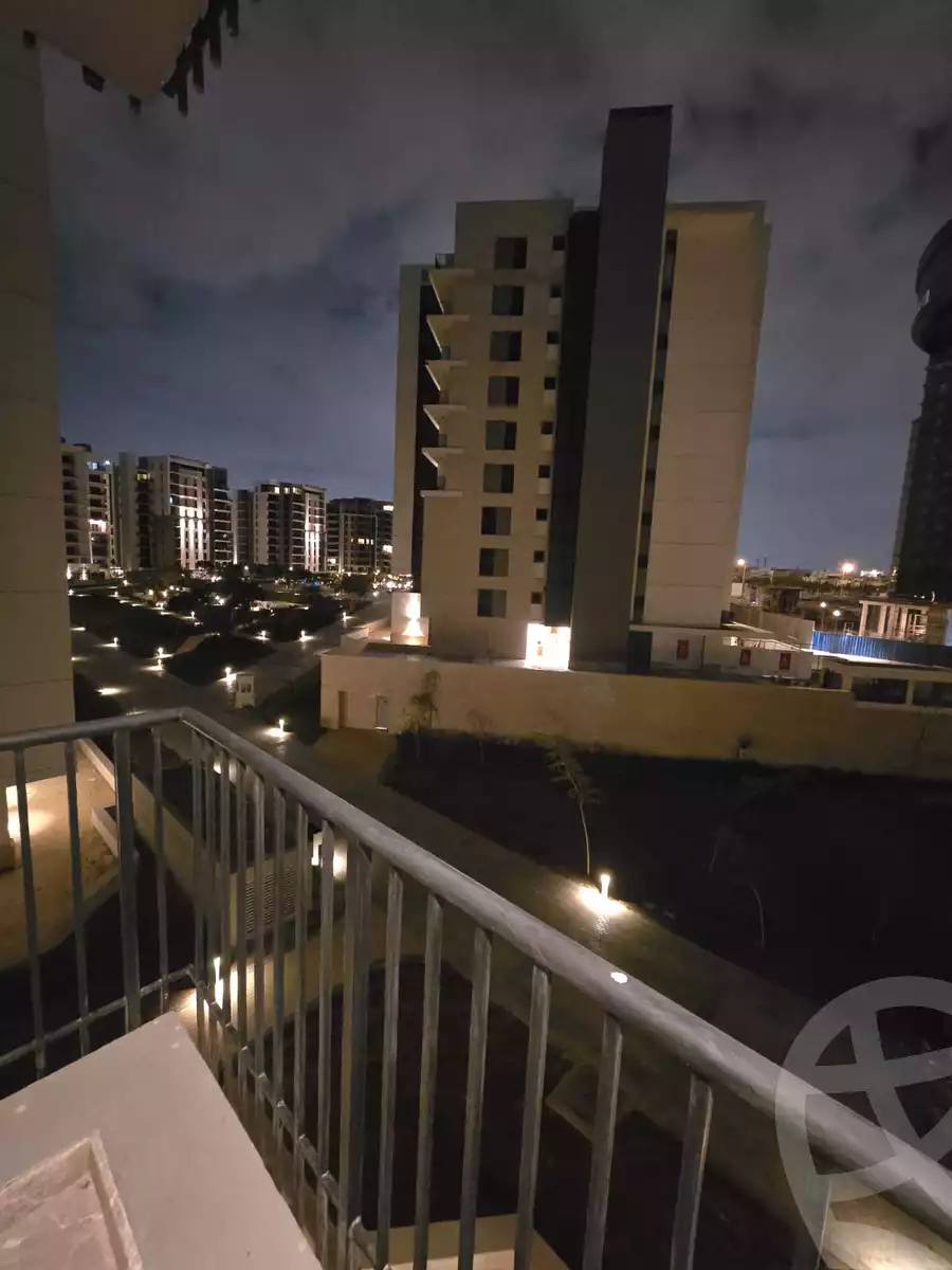 https://aqarmap.com.eg/ar/listing/5658578-for-rent-cairo-el-sheikh-zayed-city-compounds-zyd-wr-llttwyr-park-towers-zed-el-sheikh-zayed-compound