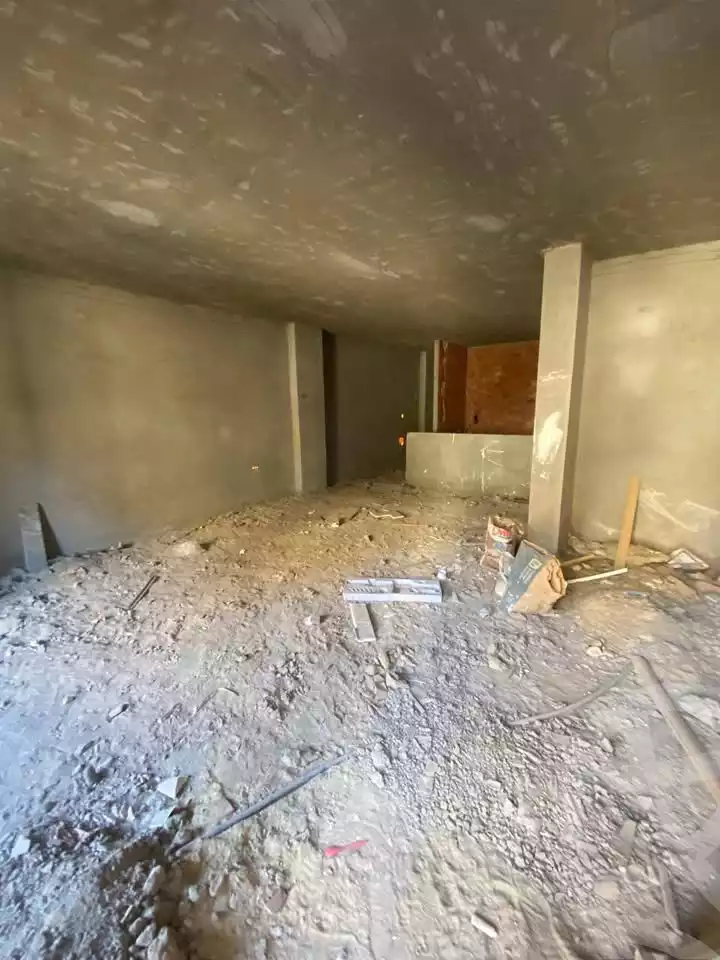 https://aqarmap.com.eg/en/listing/5659351-for-sale-cairo-mokattam-el-hadabah-el-wosta-6th-zone-salah-eldeen-alayobi-st