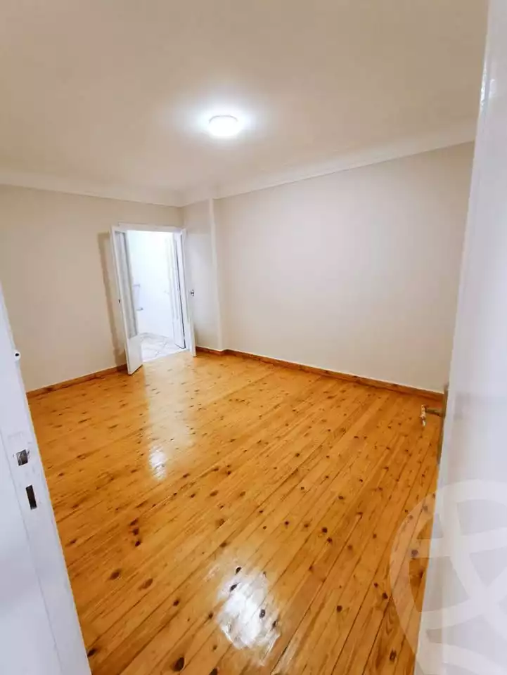 https://aqarmap.com.eg/ar/listing/5660411-for-sale-alexandria-miami-forty-five-st