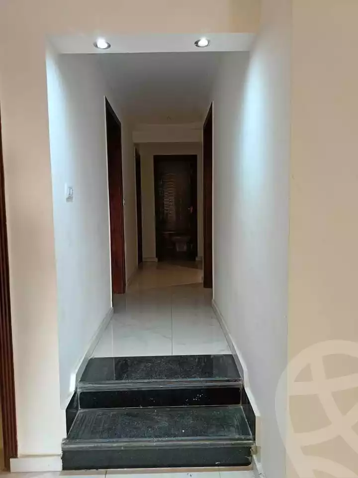 https://aqarmap.com.eg/en/listing/5660884-for-rent-cairo-mokattam-lhdb-l-ly-manteqt-ganob-s
