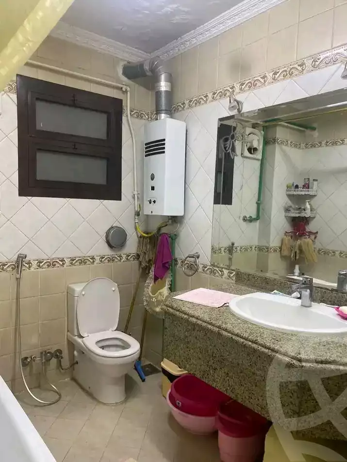https://aqarmap.com.eg/en/listing/5661188-for-sale-cairo-mokattam-lhdb-l-ly-shr-krym-bnwn
