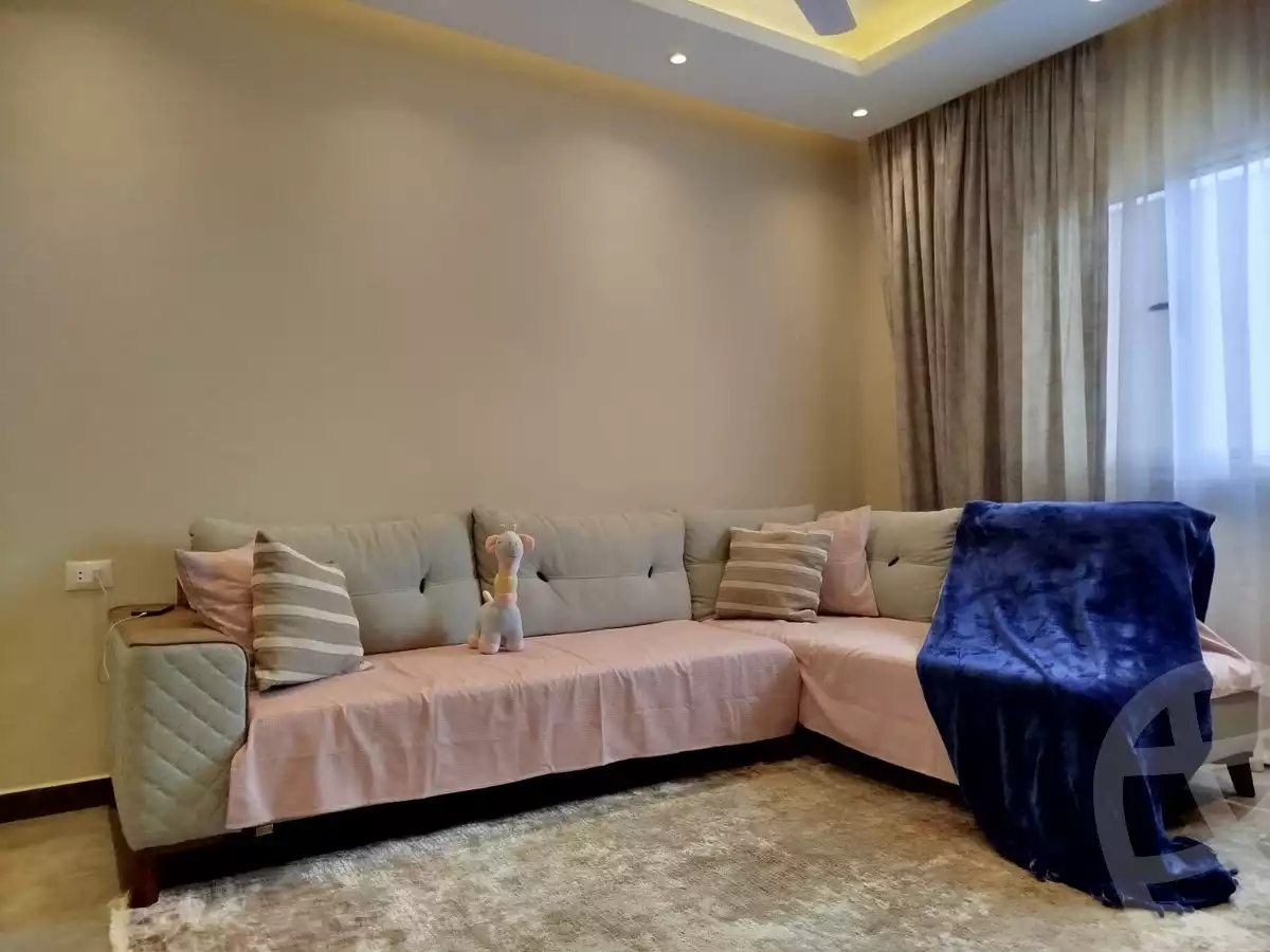 https://aqarmap.com.eg/en/listing/5649033-for-sale-cairo-new-cairo-compounds-kmbwnd-lnkhyl