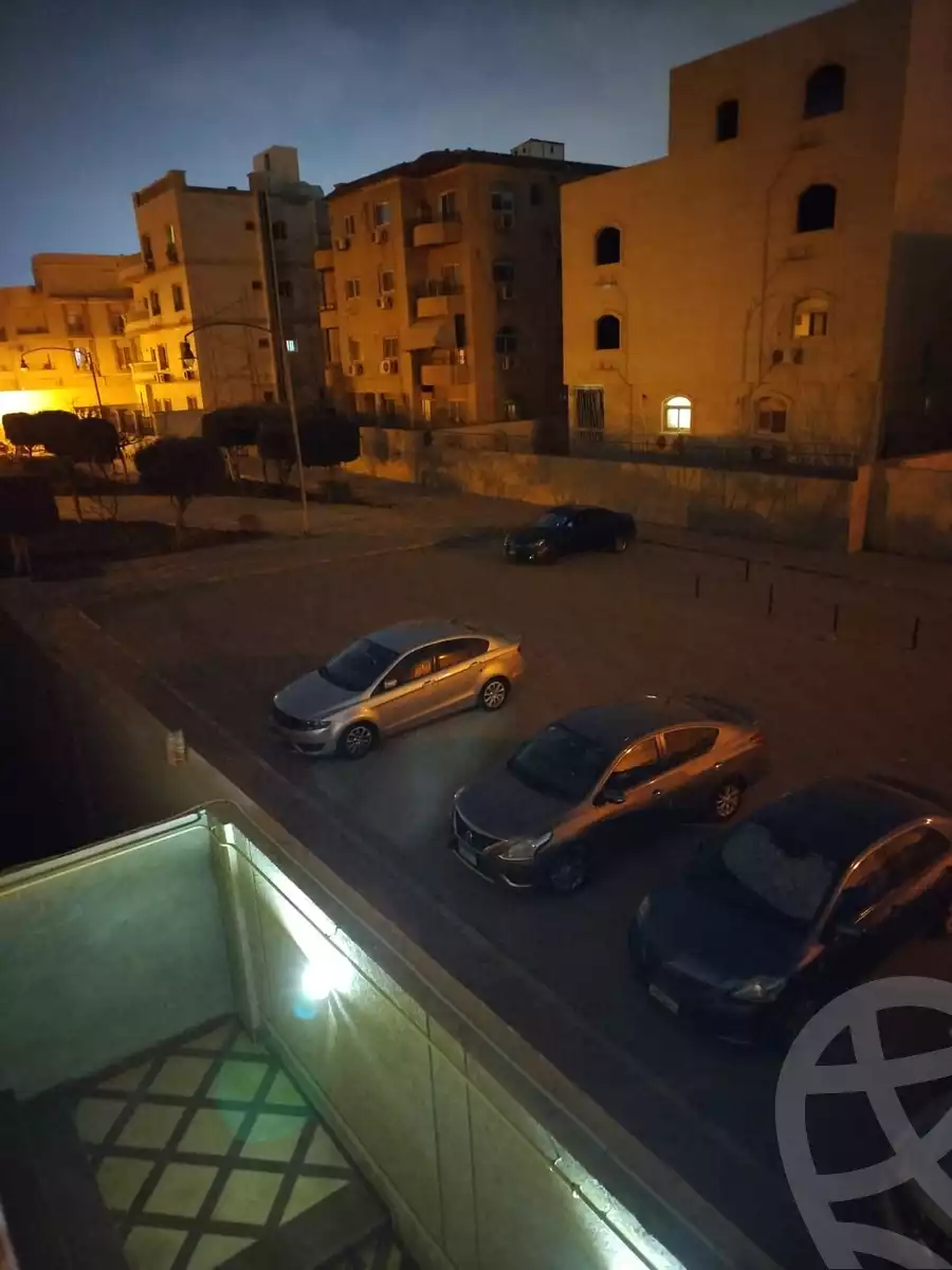 https://aqarmap.com.eg/en/listing/5649033-for-sale-cairo-new-cairo-compounds-kmbwnd-lnkhyl