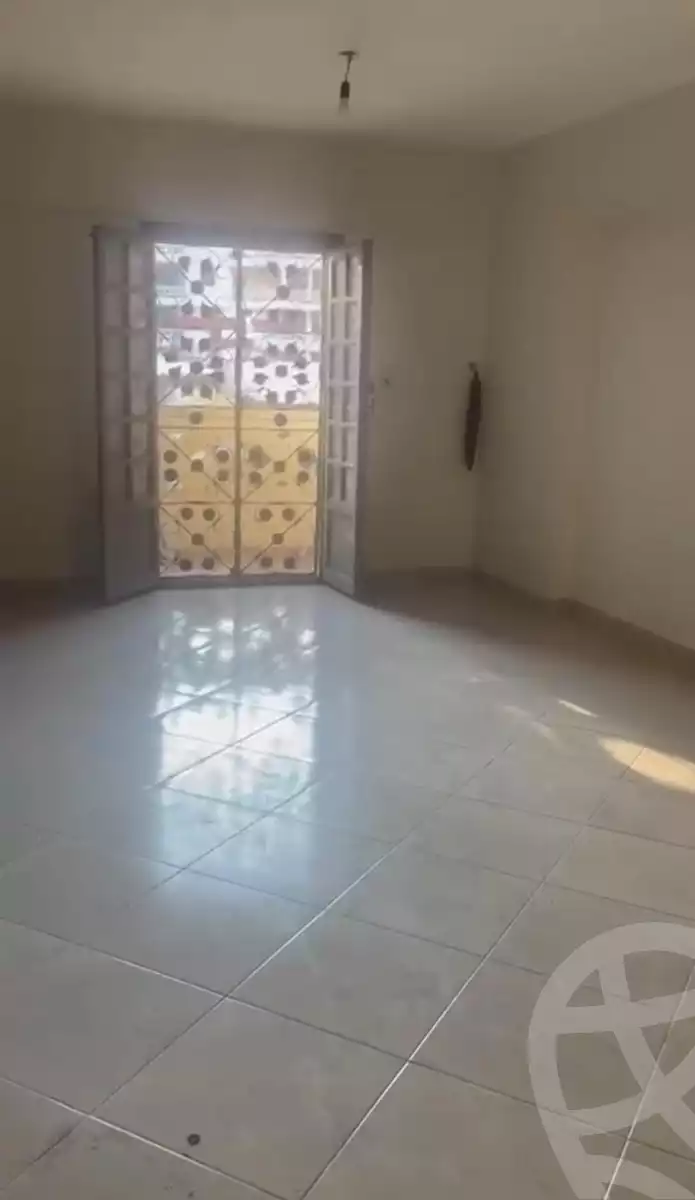 https://aqarmap.com.eg/ar/listing/5663263-for-sale-beheira-damanhour-damanhour-city-abd-el-salam-el-shazly-st