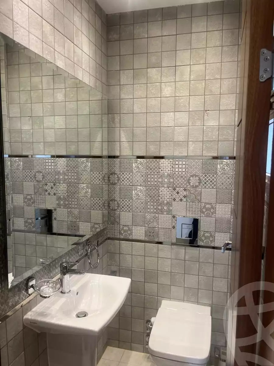 https://aqarmap.com.eg/en/listing/5663502-for-rent-cairo-new-cairo-compounds-hyde-park-centre-ville-hyde-park