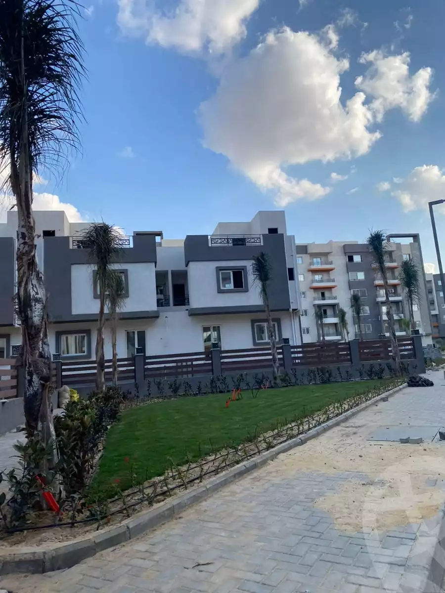 https://aqarmap.com.eg/en/listing/5664772-for-sale-cairo-6th-of-october-hadaeq-october-kmbwnd-fy-hdyq-ktwbr-rock-eden-compound-el-batal-group