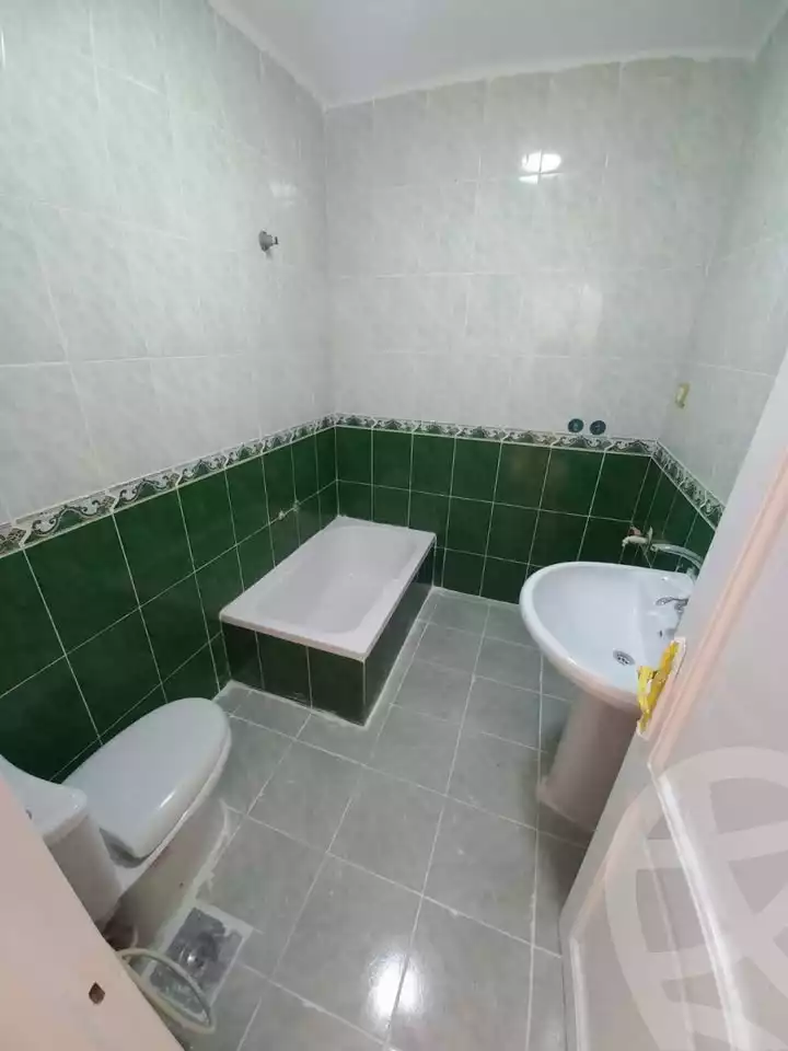 https://aqarmap.com.eg/en/listing/5666502-for-sale-alexandria-l-jmy-el-kilo-21