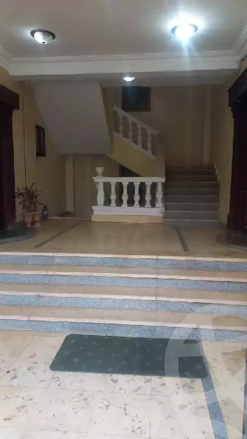 https://aqarmap.com.eg/en/listing/5667898-for-sale-cairo-6th-of-october-el-ahyaa-neighborhood-9th