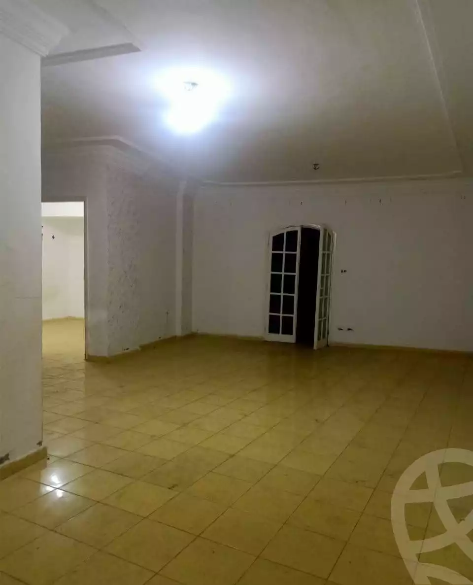 https://aqarmap.com.eg/ar/listing/5671653-for-sale-alexandria-l-jmy-lbytsh-shahr-al-assal-st