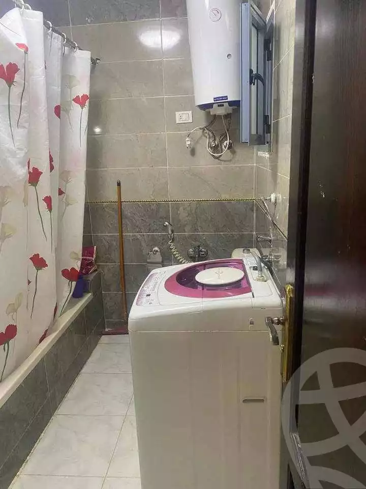 https://aqarmap.com.eg/en/listing/5671925-for-rent-alexandria-l-jmy-lbytsh-el-saleheen-mosque-st