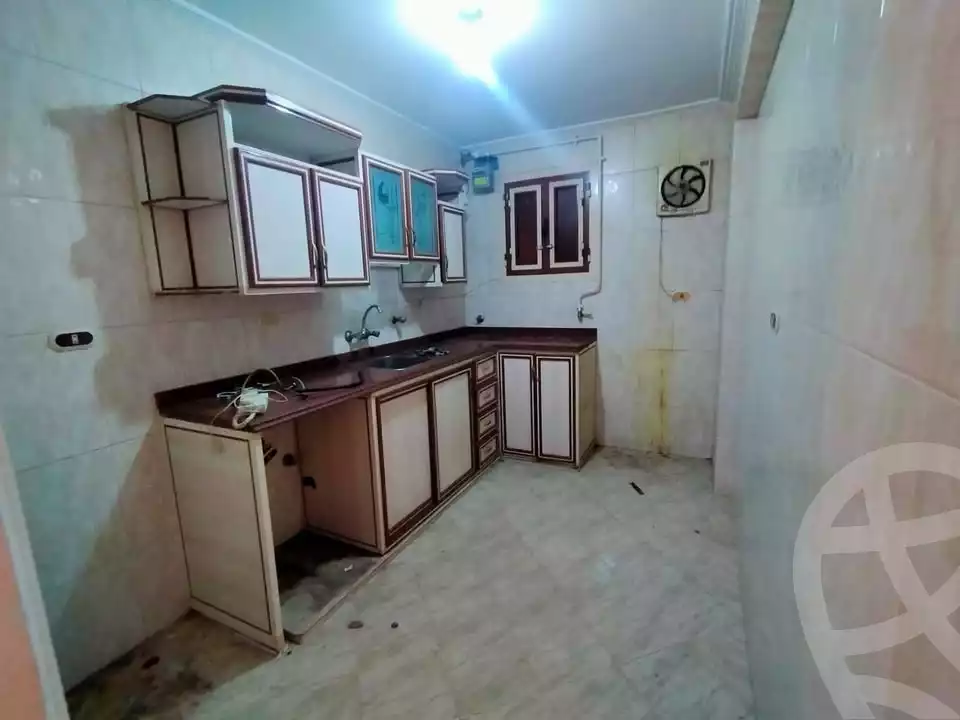https://aqarmap.com.eg/ar/listing/5672155-for-rent-alexandria-l-jmy-el-hanouvel-al-haded-we-al-soulb-st