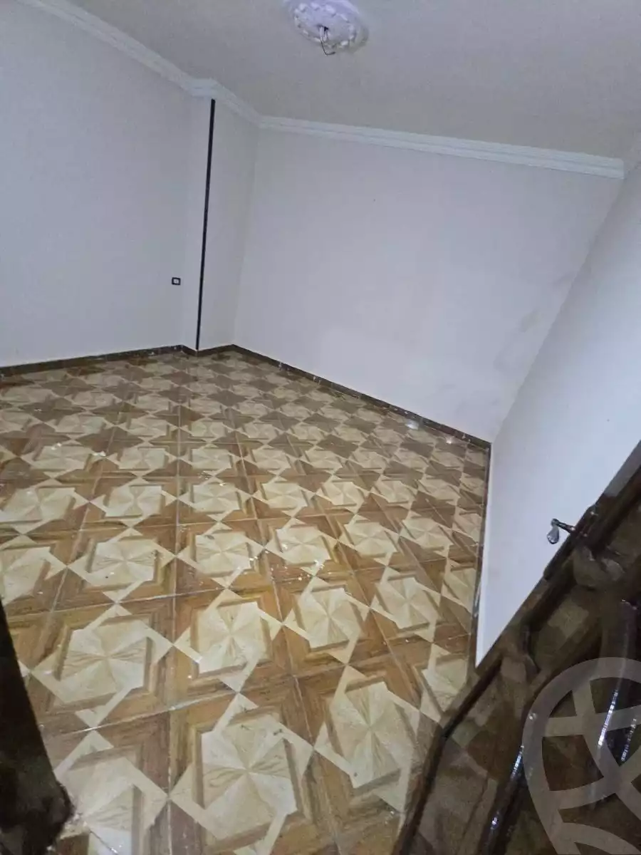 https://aqarmap.com.eg/ar/listing/5673142-for-rent-cairo-helwan-kwrnysh-hlwn