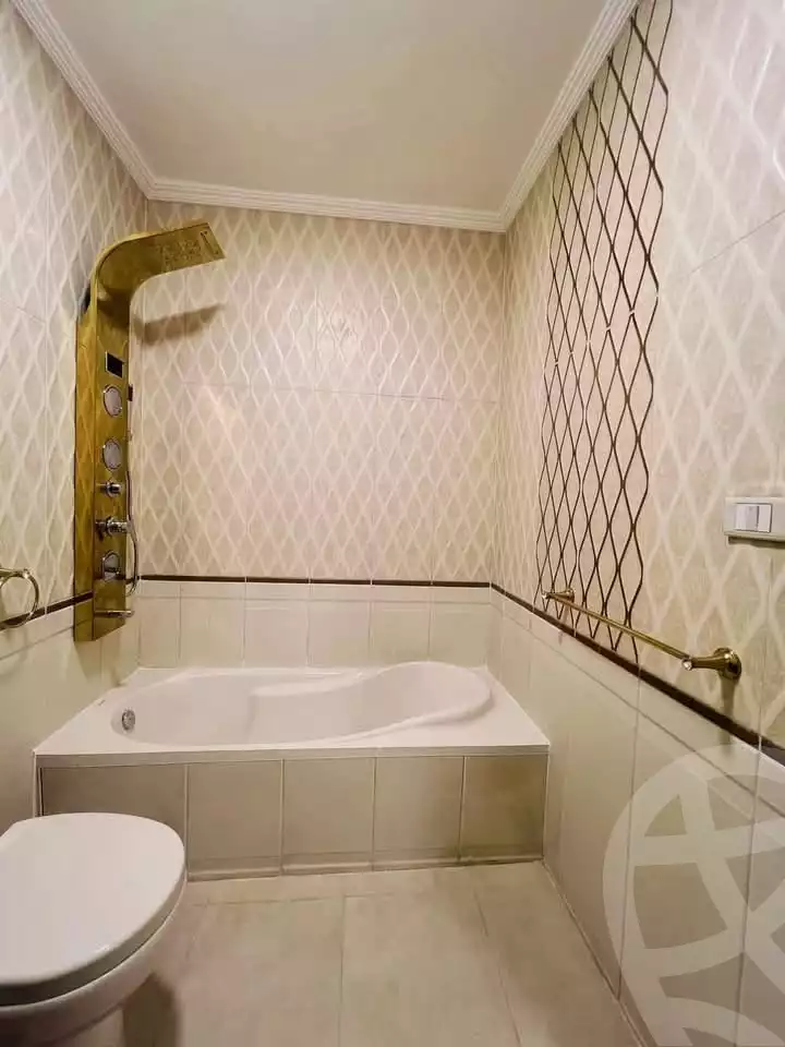 https://aqarmap.com.eg/ar/listing/5674107-for-sale-alexandria-l-jmy-lbytsh-bianchiii
