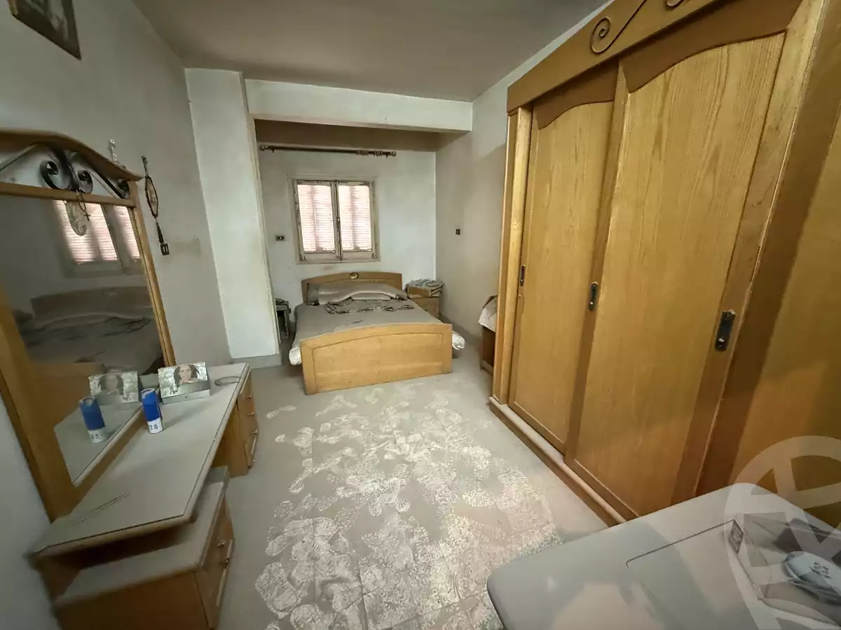 https://aqarmap.com.eg/ar/listing/5438845-for-sale-cairo-ain-shams-ain-shams-el-sharkia-mohamed-abbas-stt