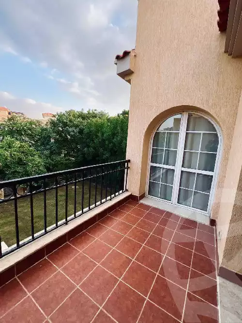 https://aqarmap.com.eg/en/listing/5675641-for-sale-cairo-new-cairo-madinaty-lmntq-lthnyh-fylt-group-11