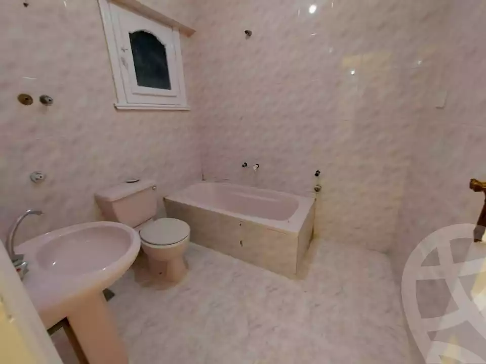https://aqarmap.com.eg/en/listing/5676099-for-sale-alexandria-l-jmy-shataa-el-nakheel