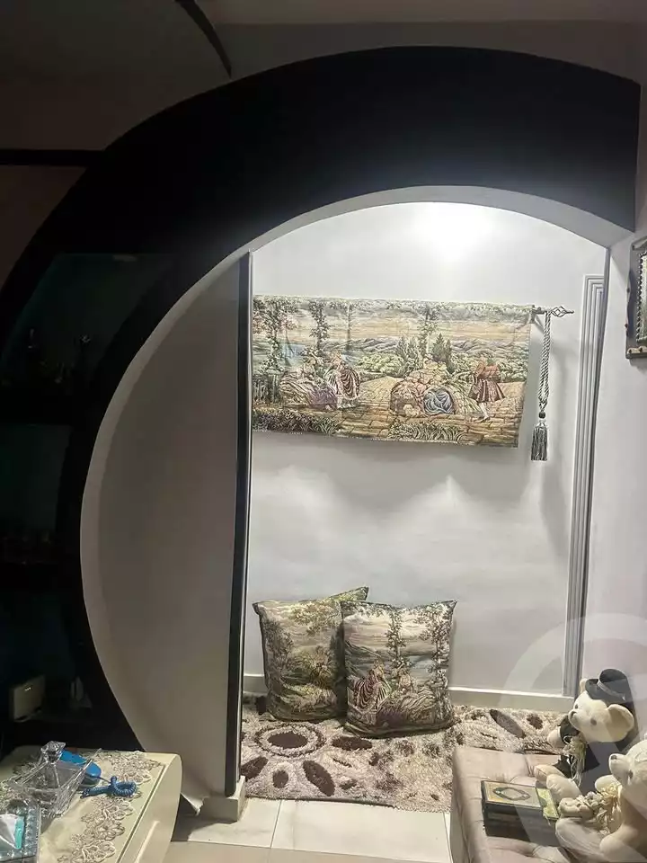 https://aqarmap.com.eg/ar/listing/5676691-for-sale-alexandria-sydy-bshr-sydy-bshr-bhry-gamal-abd-el-nasir-st