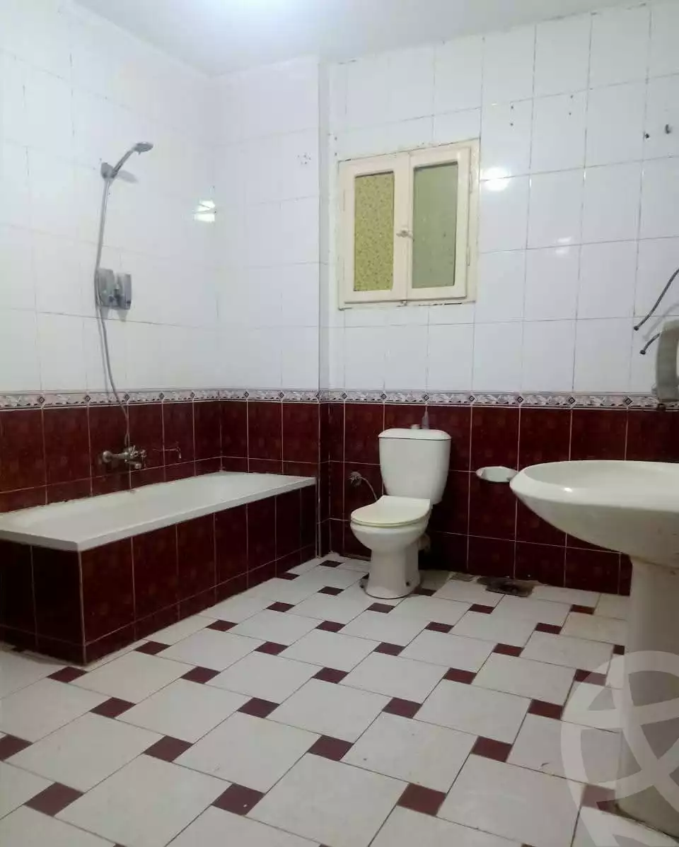 https://aqarmap.com.eg/ar/listing/5677540-for-sale-alexandria-l-jmy-lbytsh-shahr-al-assal-st
