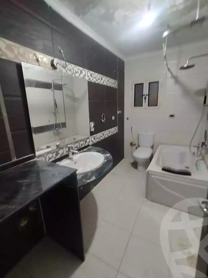 https://aqarmap.com.eg/en/listing/5678369-for-sale-alexandria-zezenia